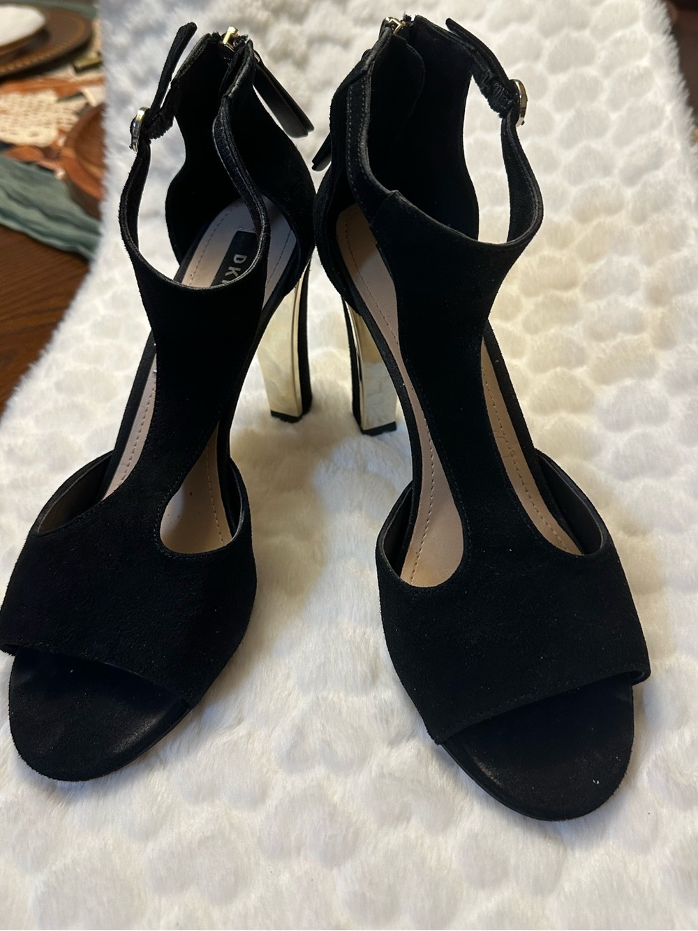 DKNY Black Suede T-Strap Stiletto Sandals